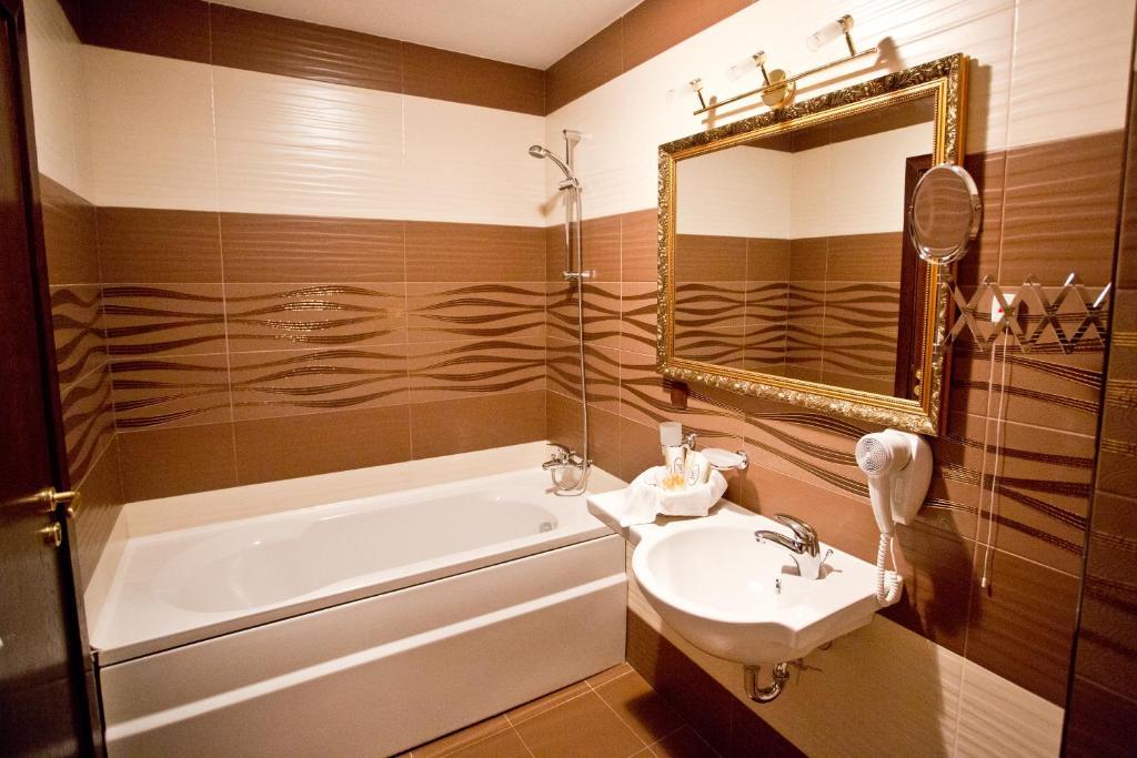 Hotel Diamond Kazanlŭk Pokoj fotografie