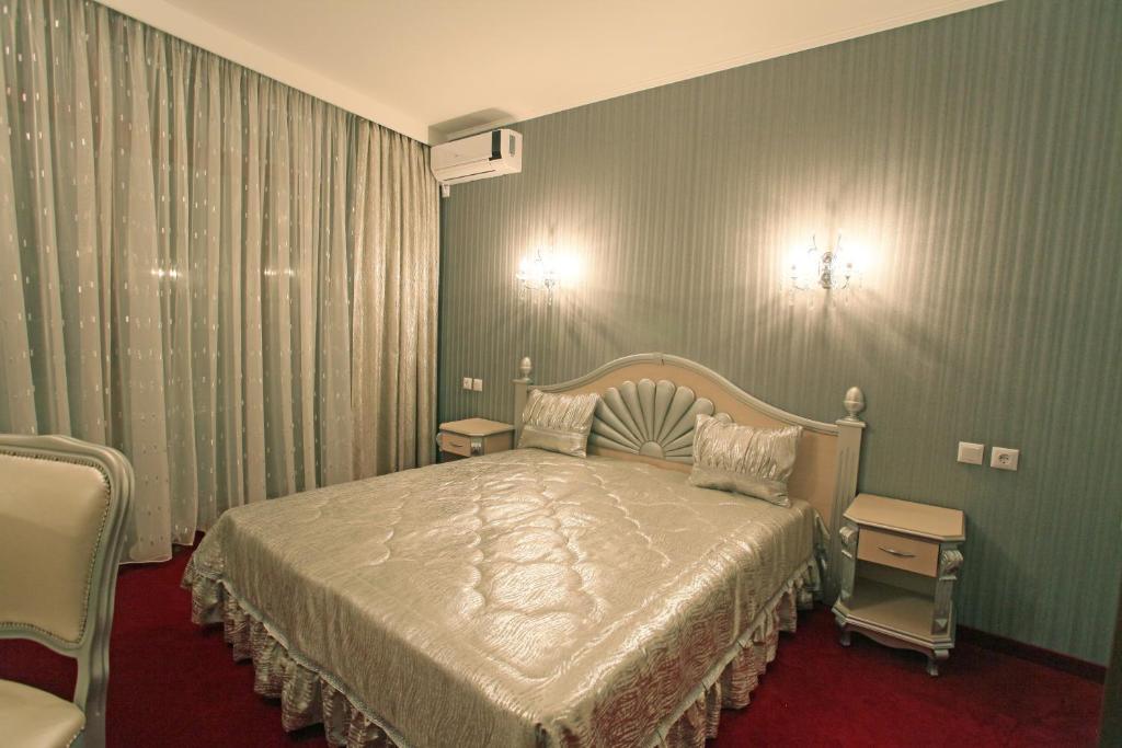 Hotel Diamond Kazanlŭk Pokoj fotografie