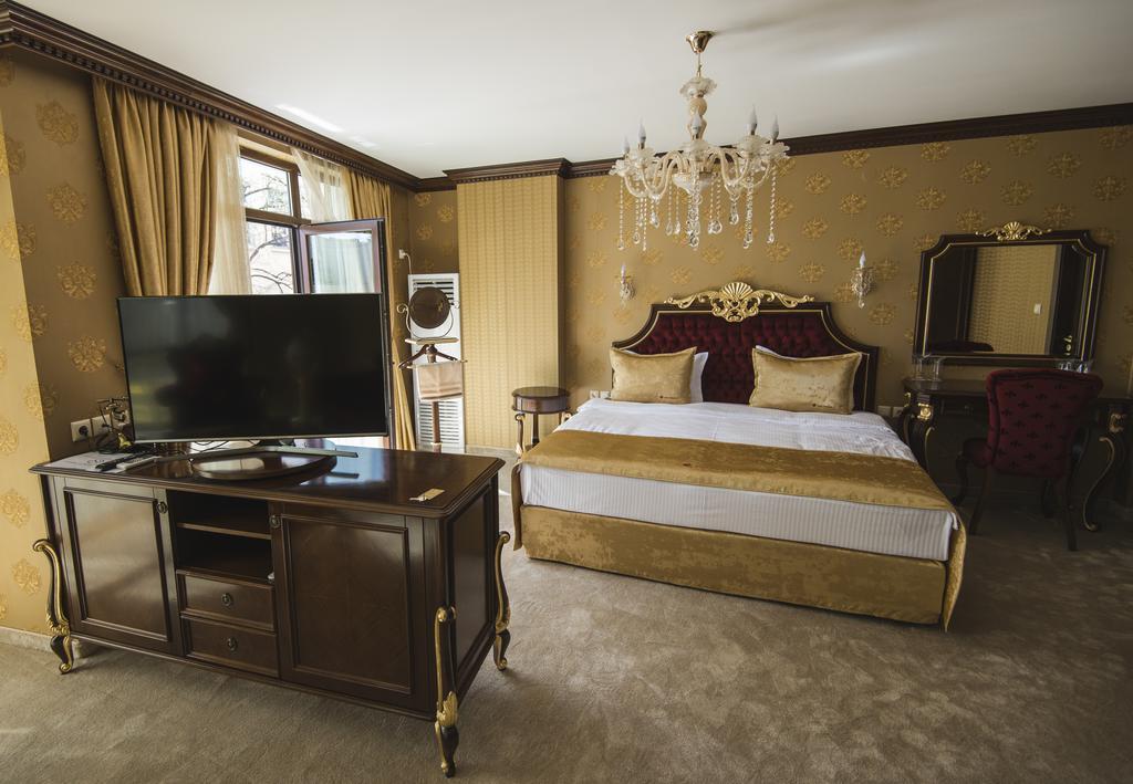 Hotel Diamond Kazanlŭk Exteriér fotografie